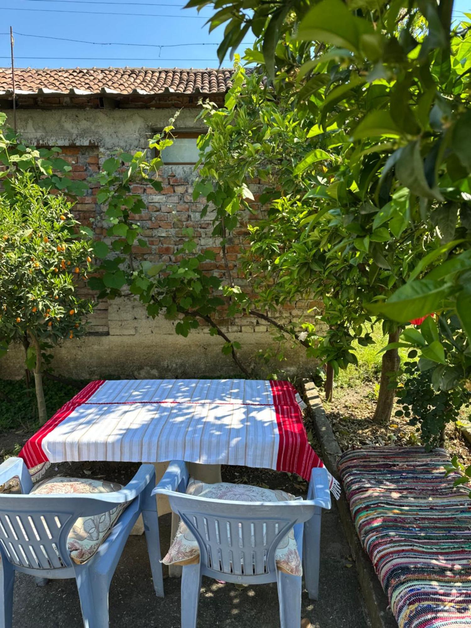 Villa Zefi Rrenc Papaj Luaran gambar